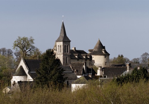 S'installer dans le village de Rilhac Xaintrie